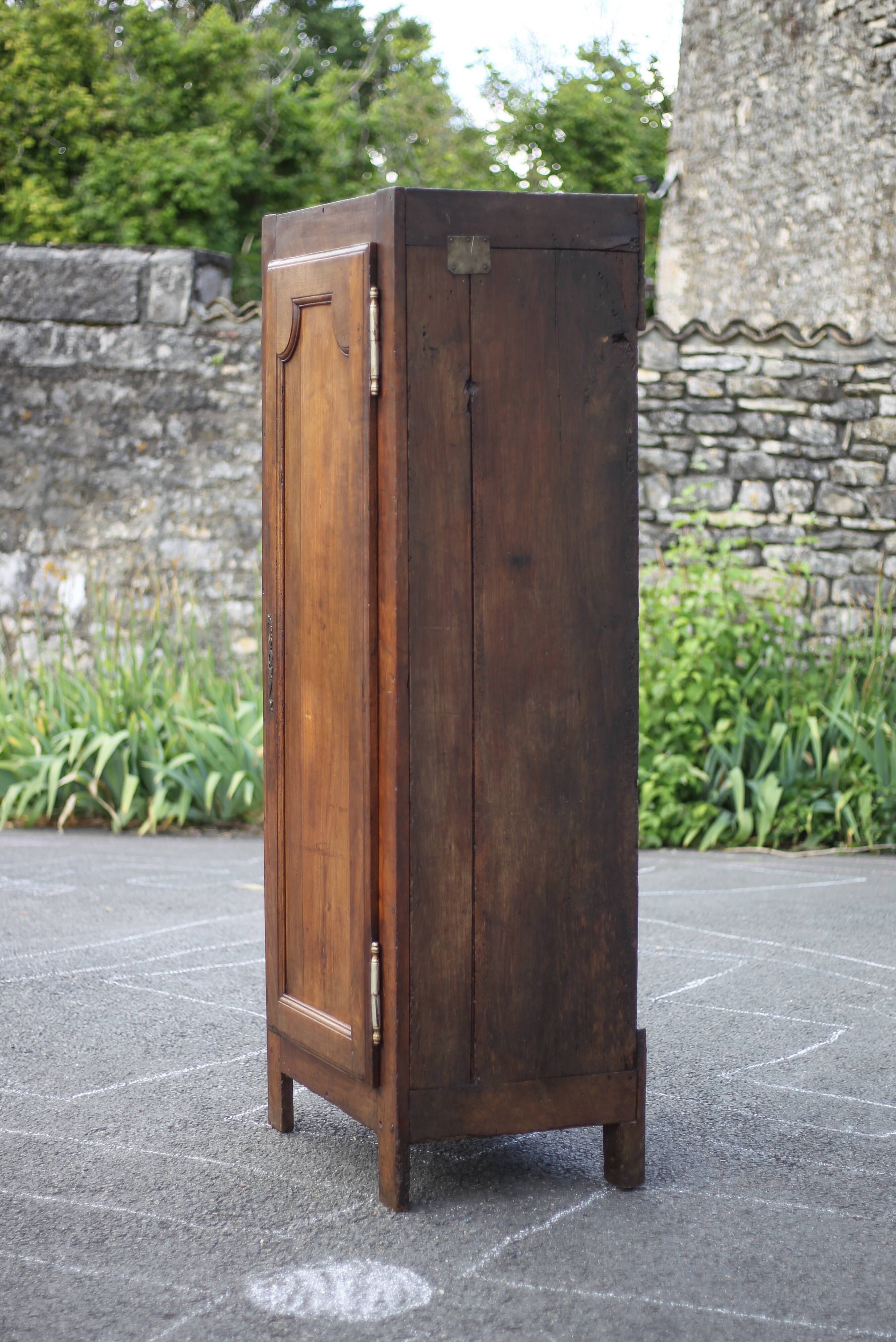 Old wardrobe, 1-door wooden wardrobe, old hosiery, storage unit, brutalist, 19th century