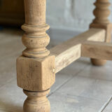 Farm table and its 2 solid oak benches.