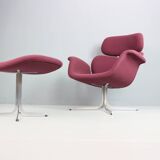 Pierre Paulin Purple Lounge Chair "Big Tulip" F551 & Ottoman, 1960's