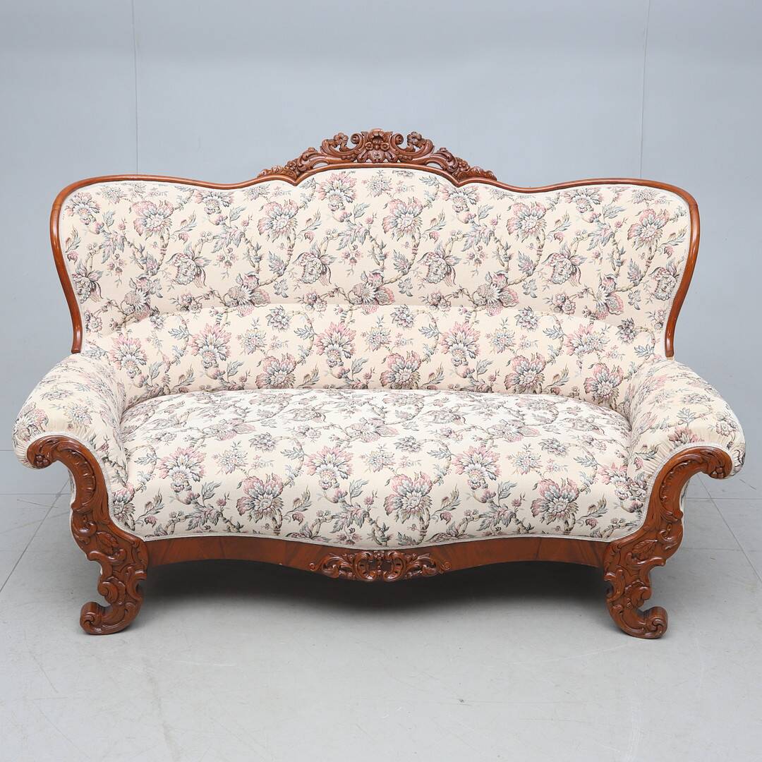 Sofa néo-rococo en acajou — Tissu d'ameublement — Élégance de style salon — 18ème