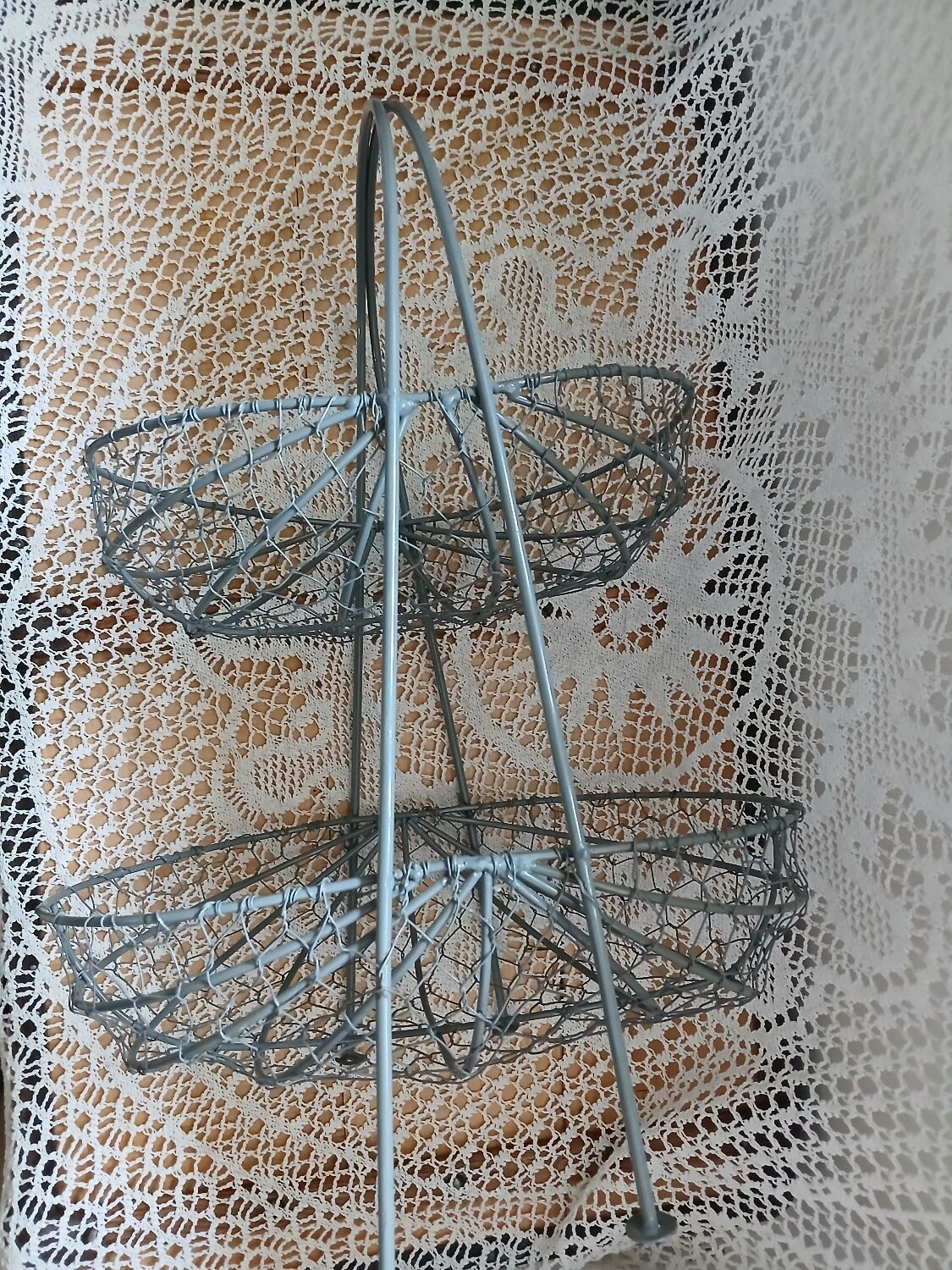 Metal fruit basket/basket