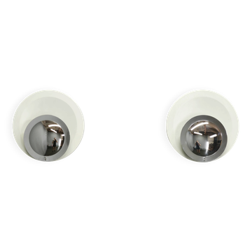 Paire de lampes murales italiennes Chrome et Blanc de l'ère spatiale, années 1970