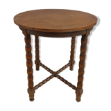 Round table, turned wooden legs