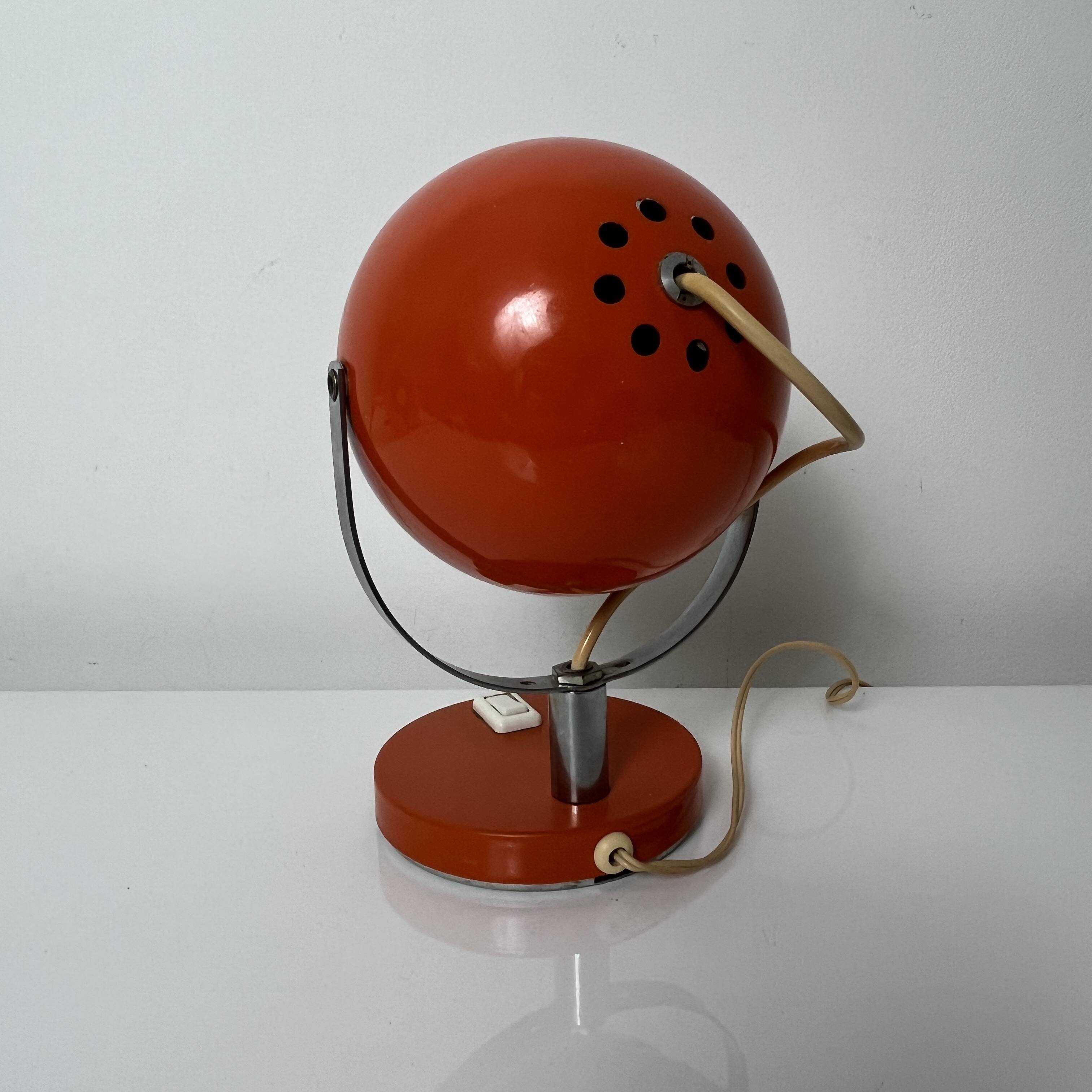 Eyeball lamp vintage orange wall mounting possible