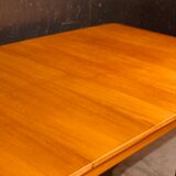 Table à manger à rallonge en teck McIntosh du milieu du siècle, collection T3