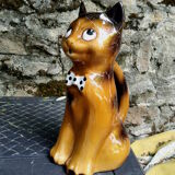 Zoomorphic pitcher cat