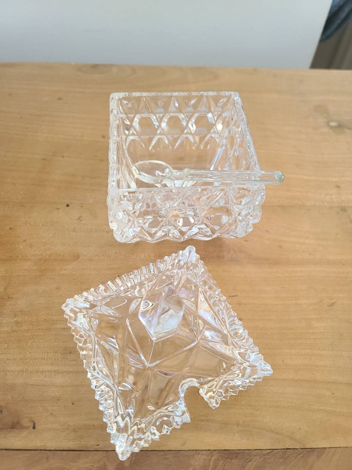 Vintage (70s) crystal sugar or other condiment pot with lid