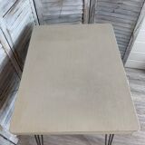 Formica kitchen table with extensions