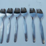 6 cake forks in box