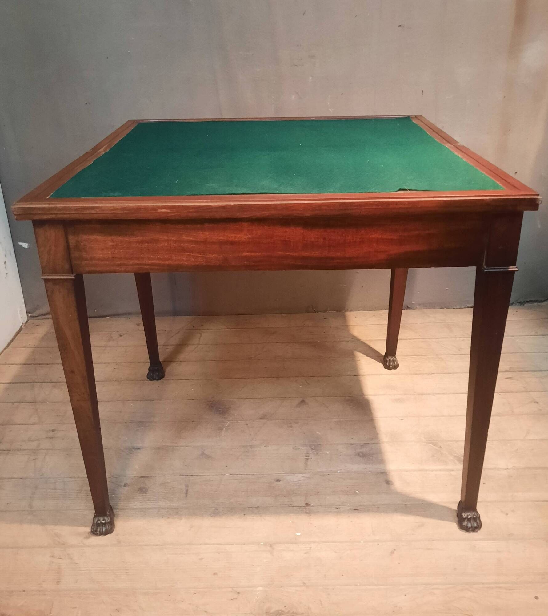 Rectangular console that transforms into a game table.
