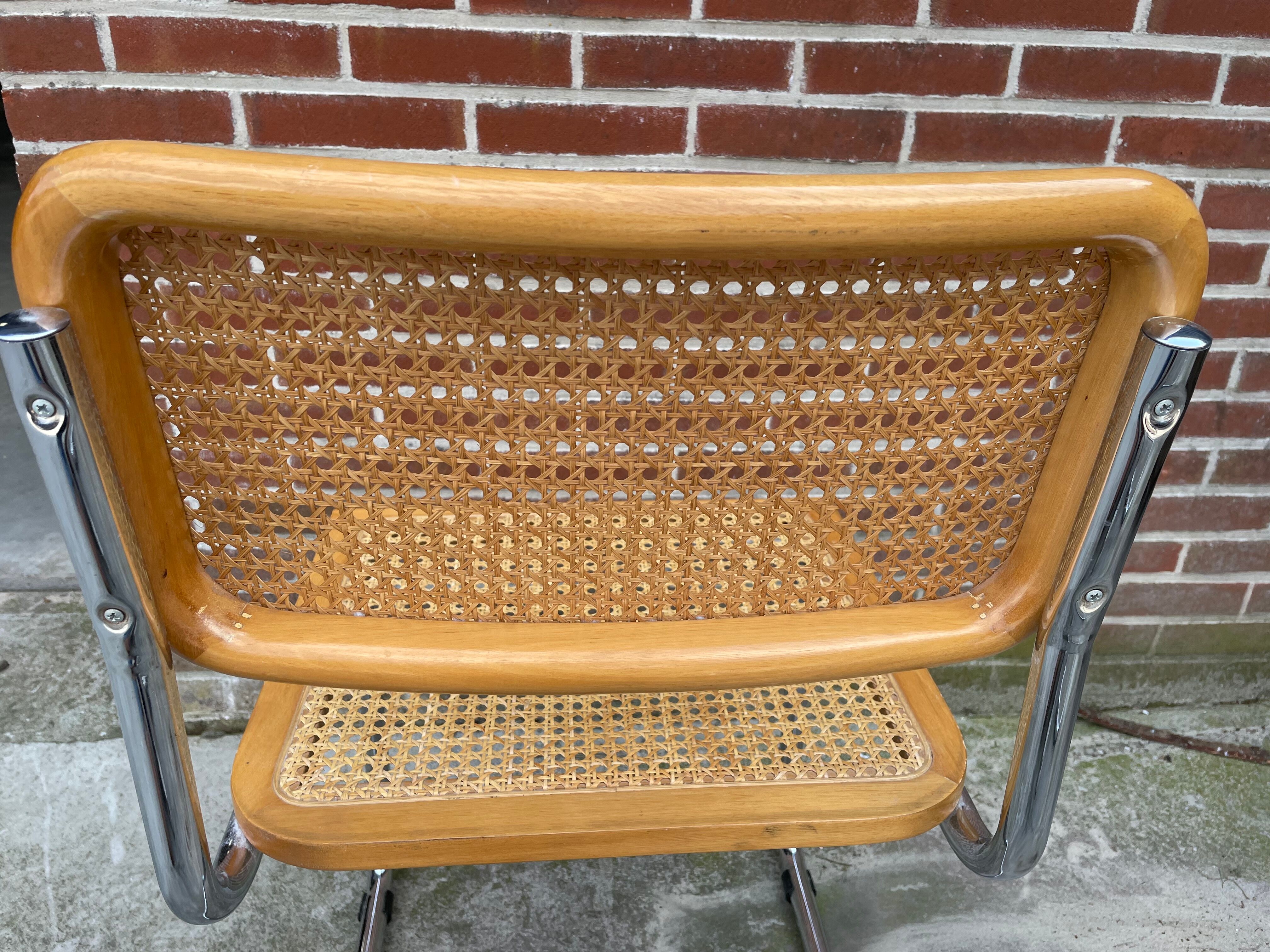 Cesca chair b32 model design Marcel Breuer