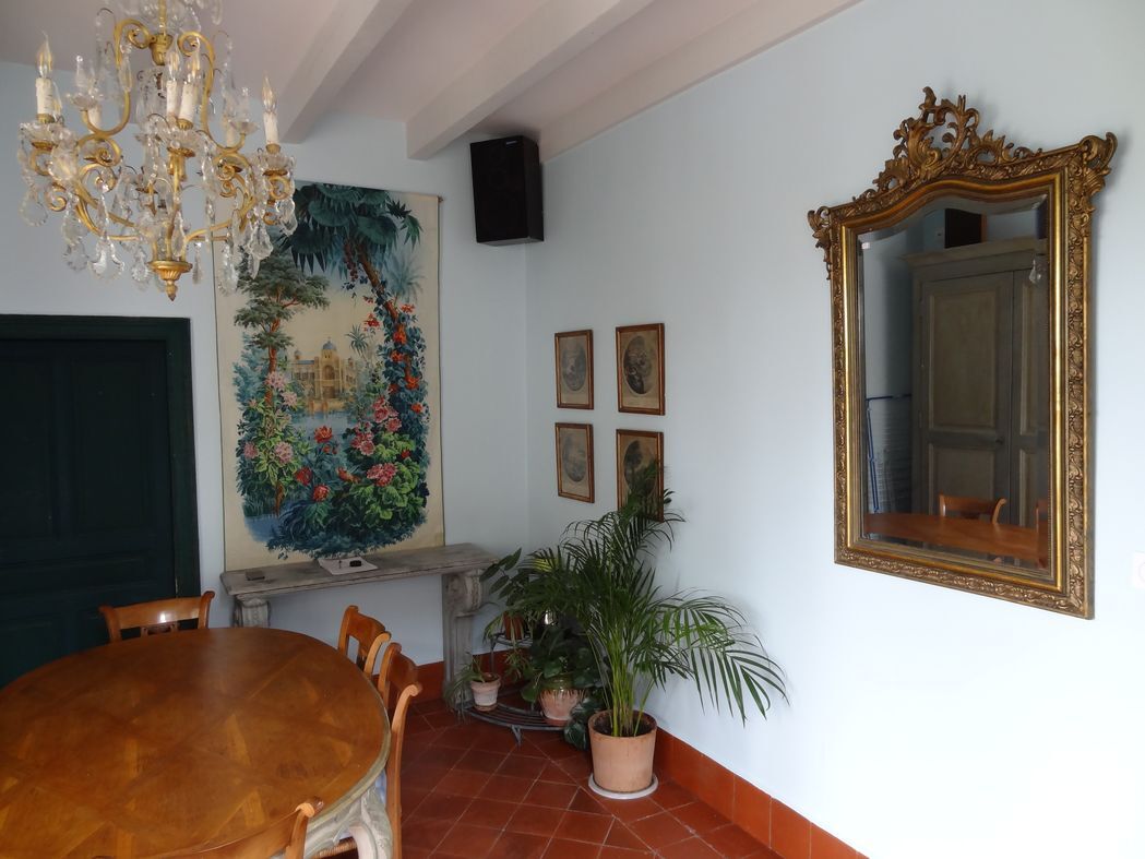 19th century gilded stuccoed wooden mirror 92x142cm