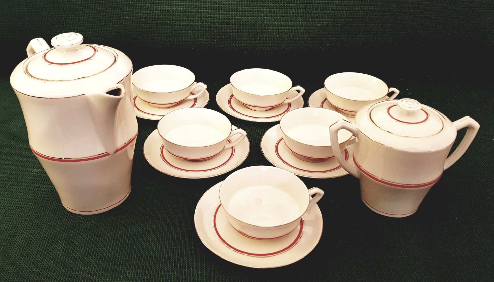 Service à café en porcelaine