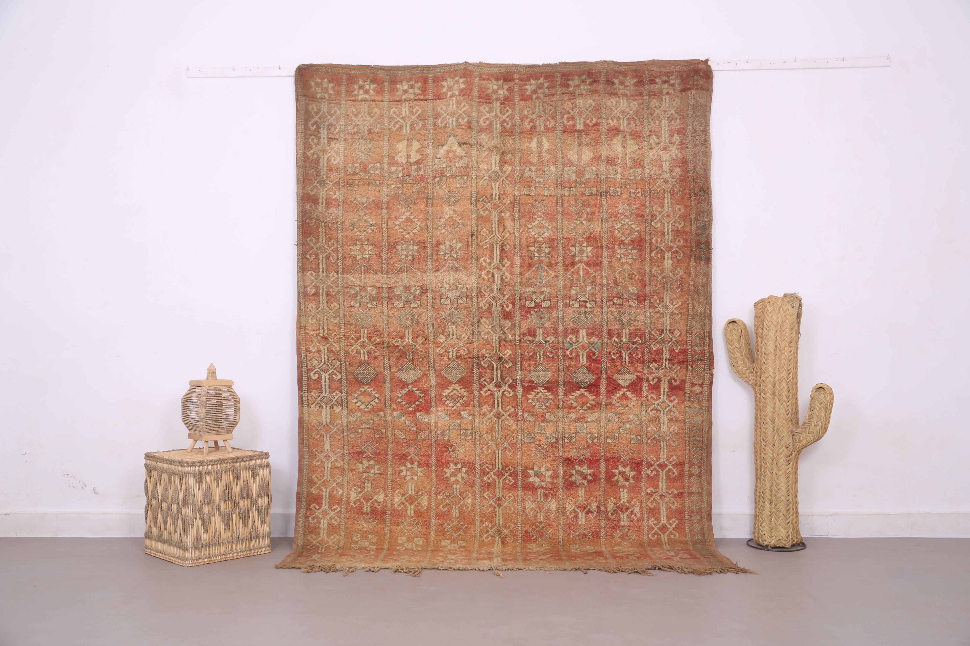 Vintage Moroccan Rug 177 x 242 cm- Authentic berber rug - Wool Rug Handmade