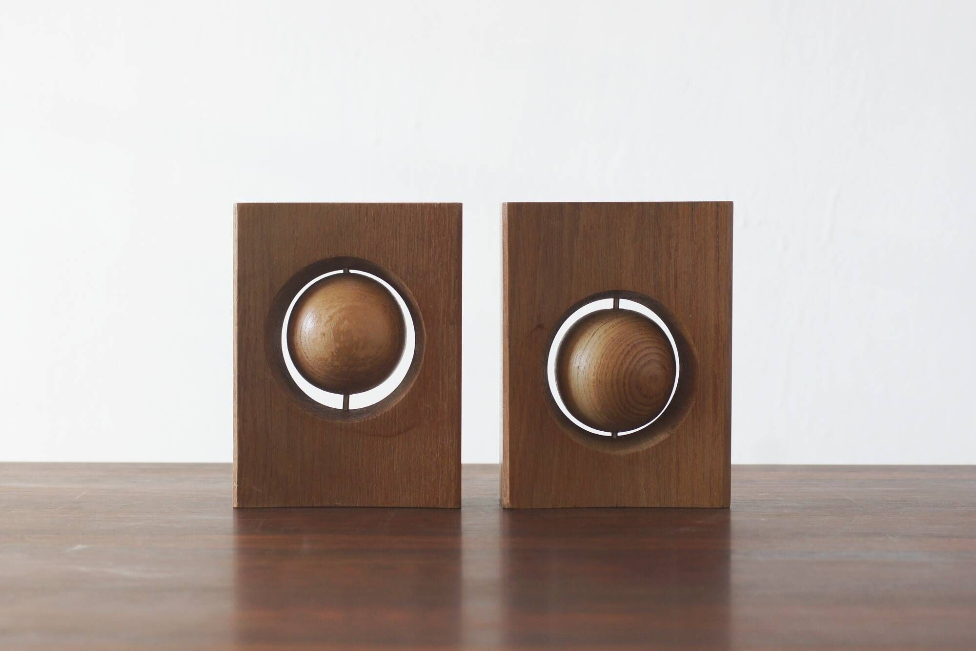 Étagères en bois de style mid-century moderne, années 1960, ensemble de 2