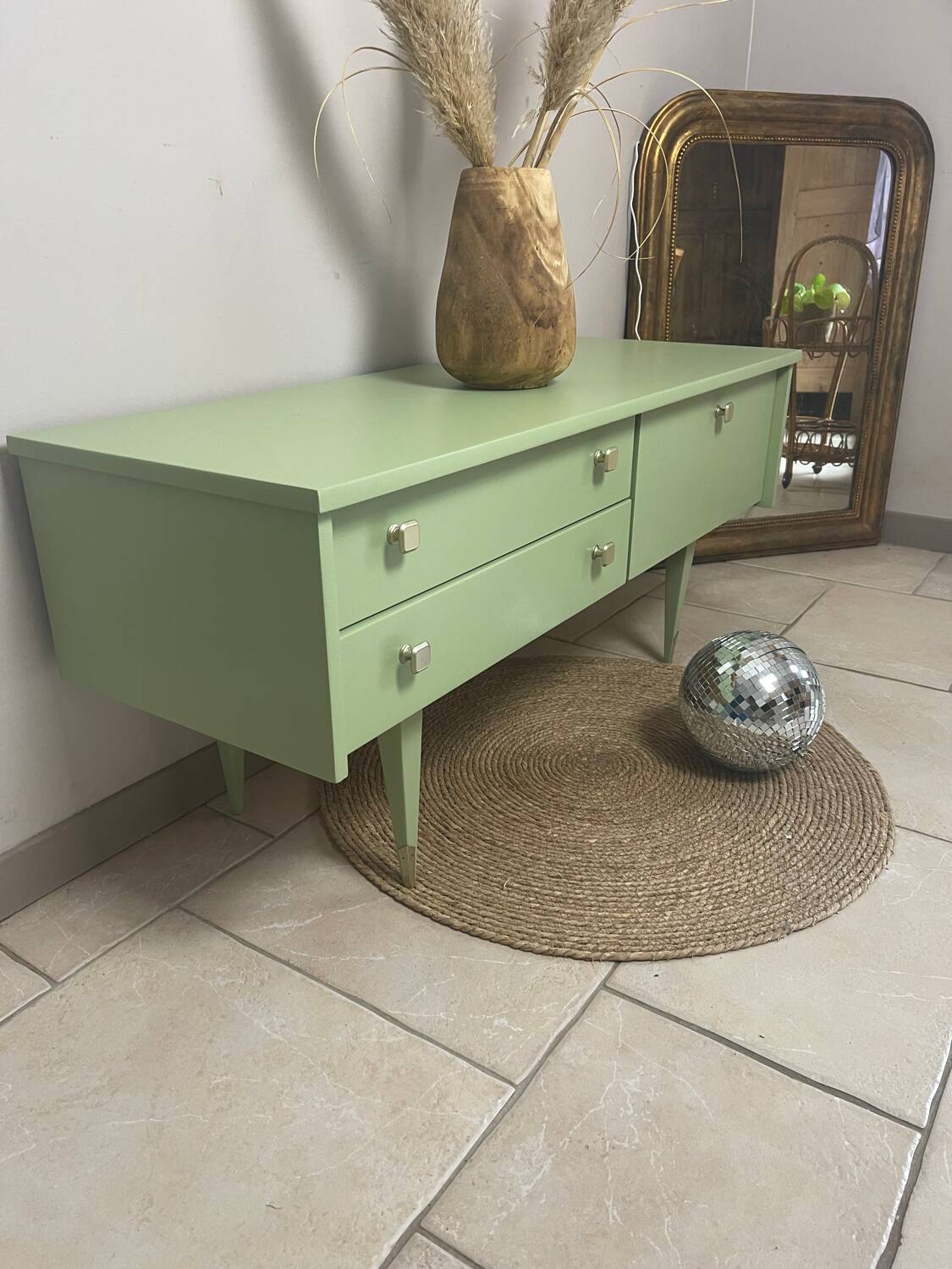 Sideboard/TV cabinet
