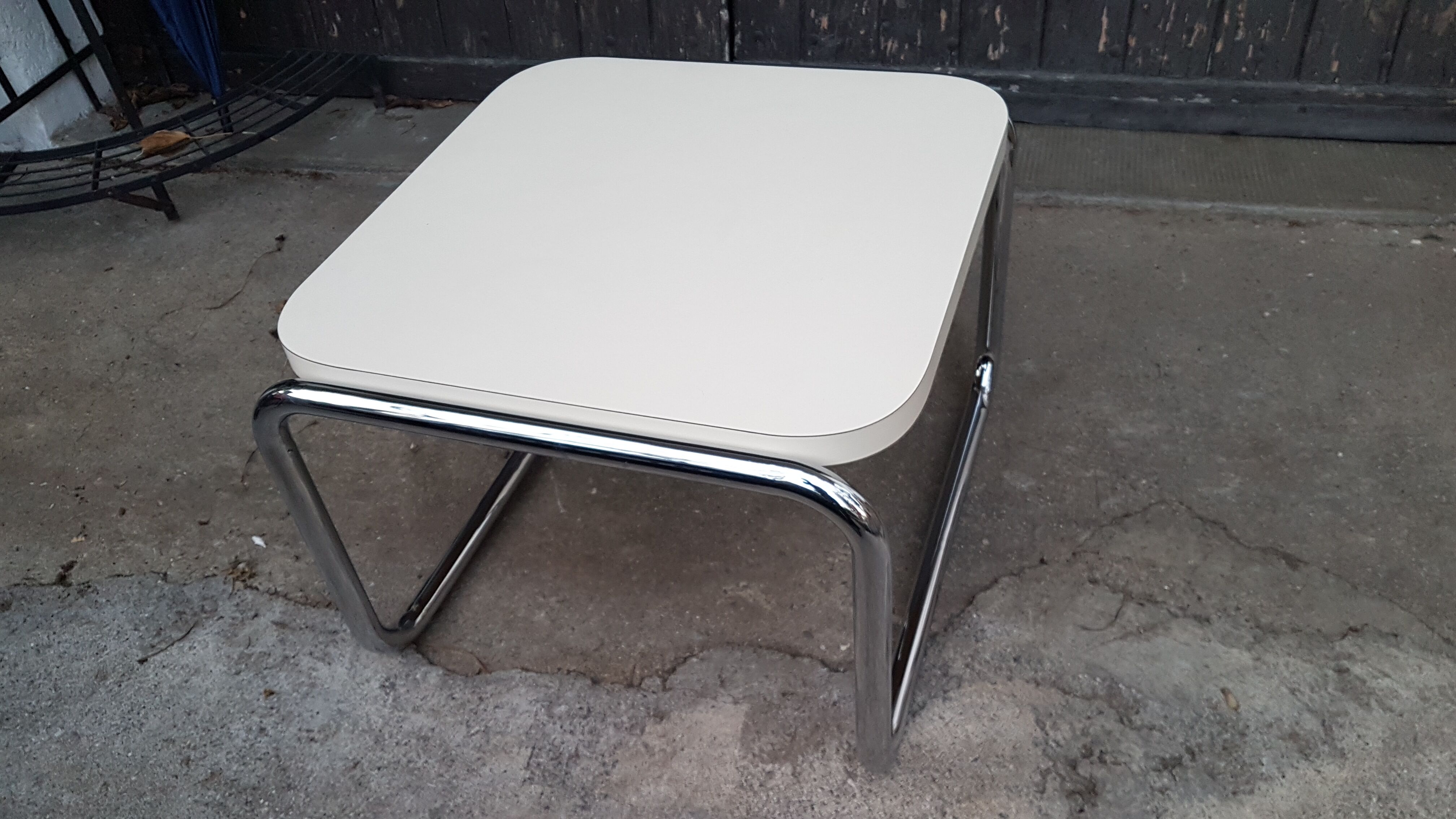 Chrome coffee table 1970