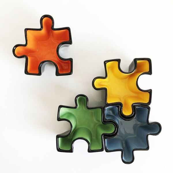 Ensemble de coupes vide poches puzzle en céramique. Italie, années 80