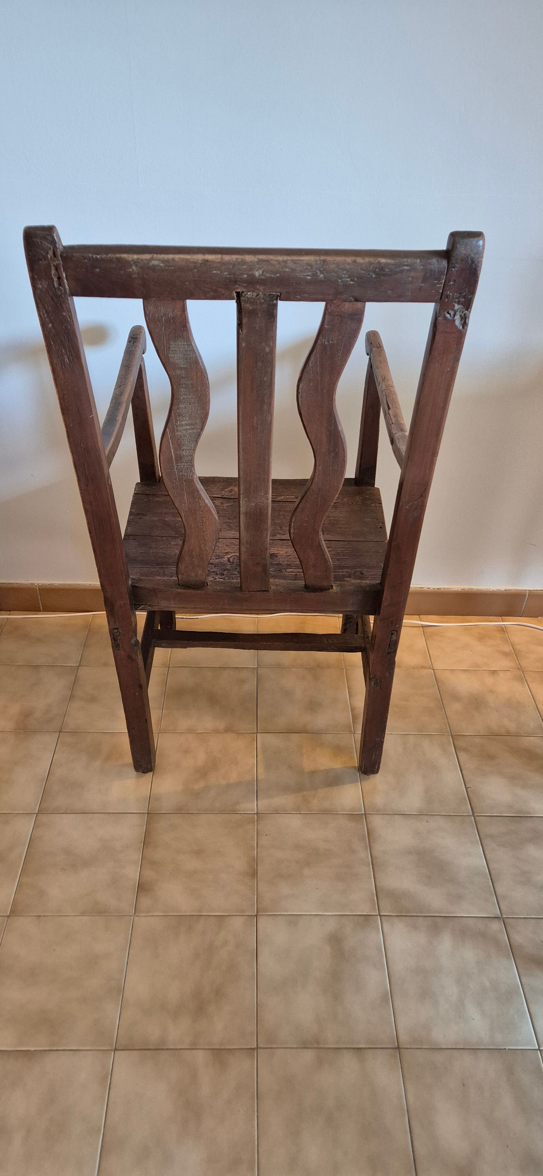 Rustic Antique Armchair in Walnut – Popular Art (Late 19th Century)