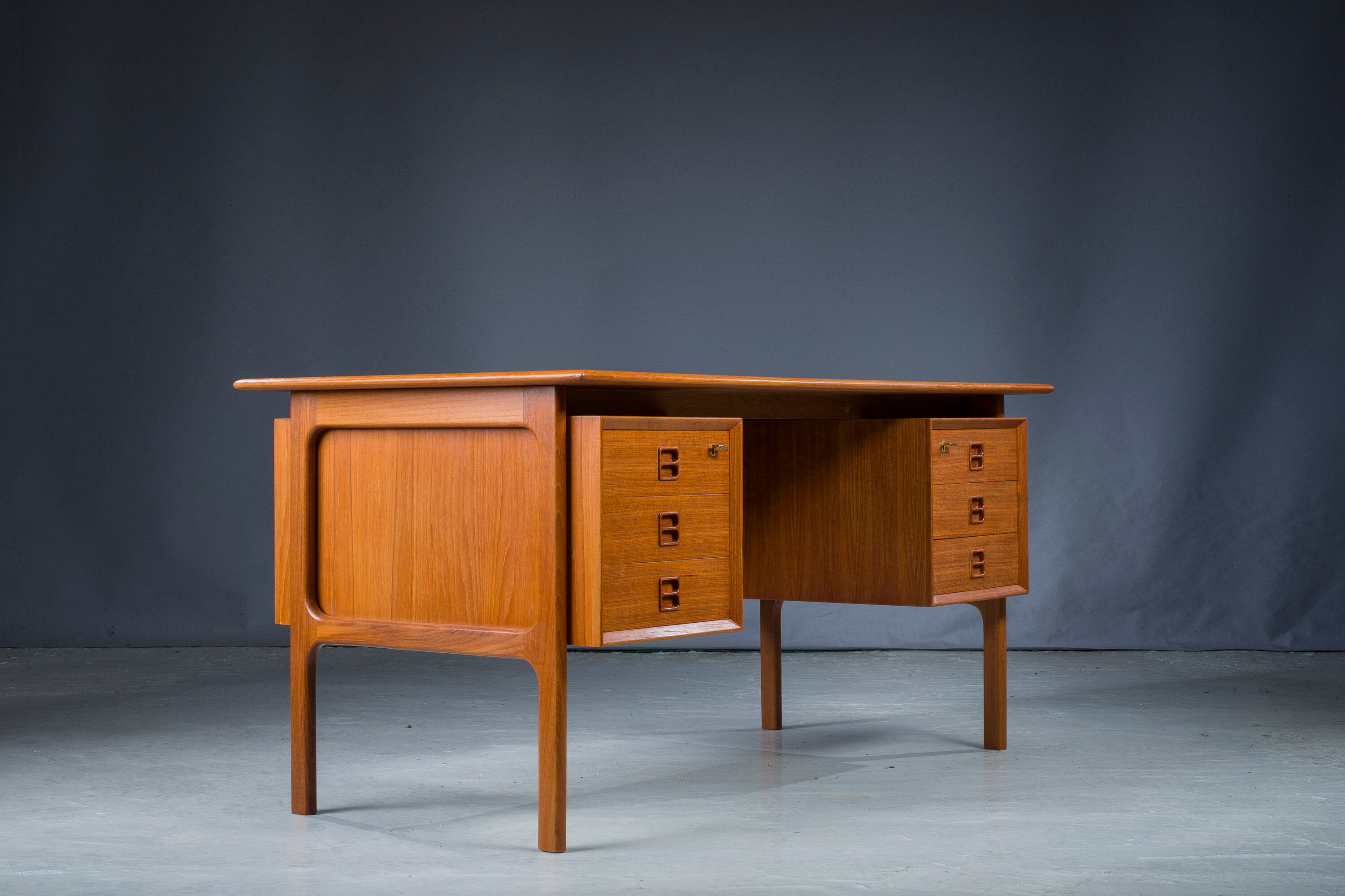 Double-Sided Teak Desk to Arne Vodder from Brouer Møbelfabrik, Denmark, 1960s