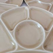 6 compartmentalized plates Gien France – butter yellow shade