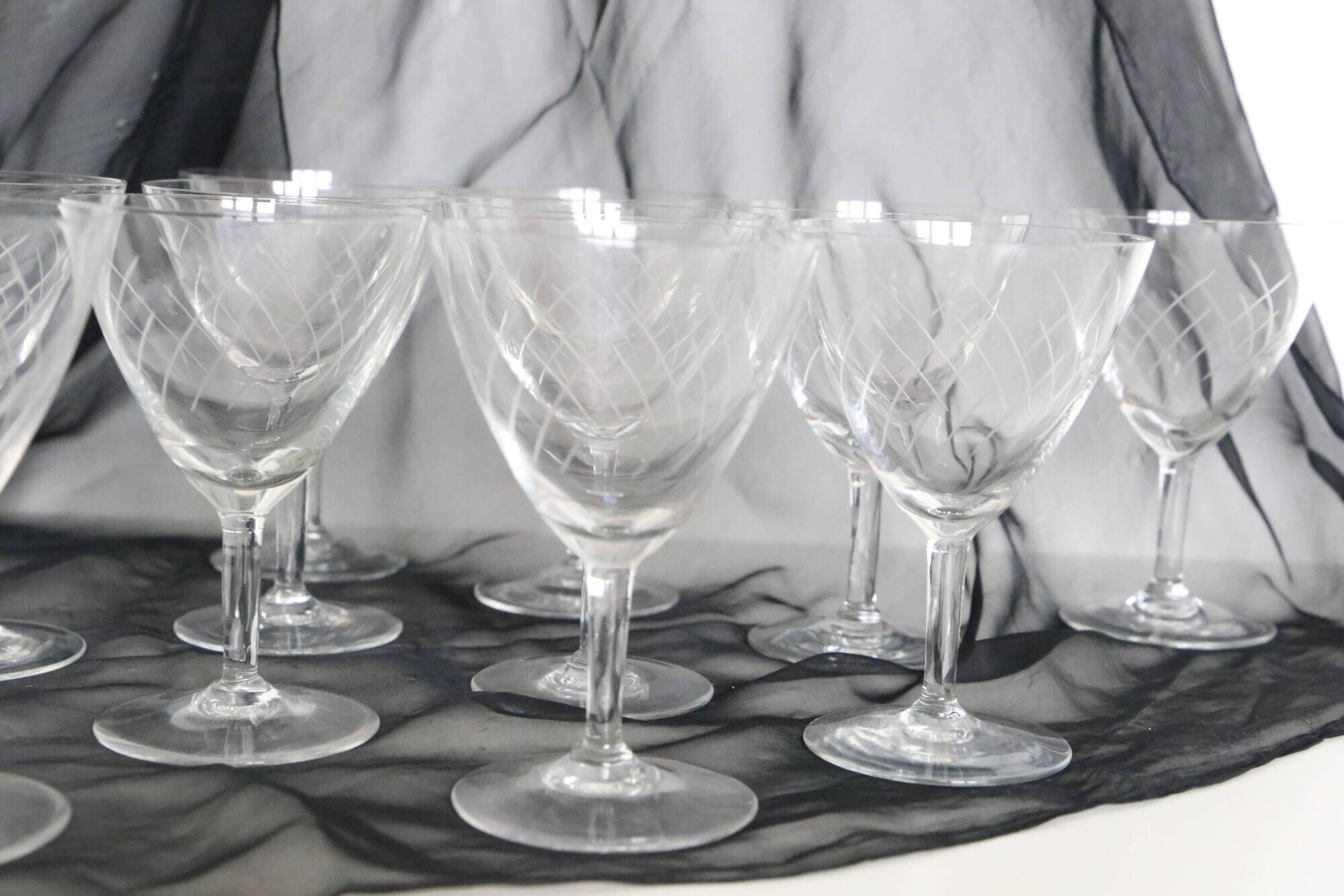 Set of 11 crystal walking glasses, 1940