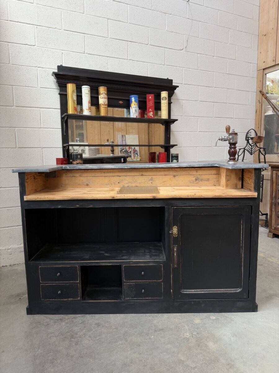 Ensemble de bar 1920