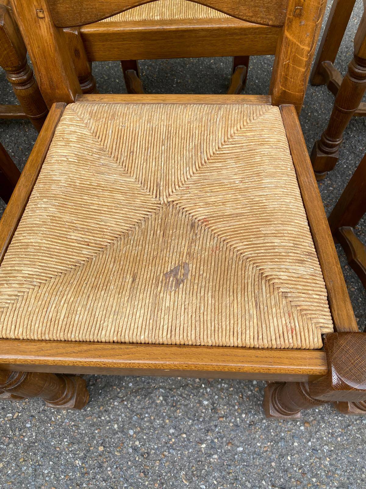 6 solid wood chairs carved and straw-covered with high farmhouse-style backs