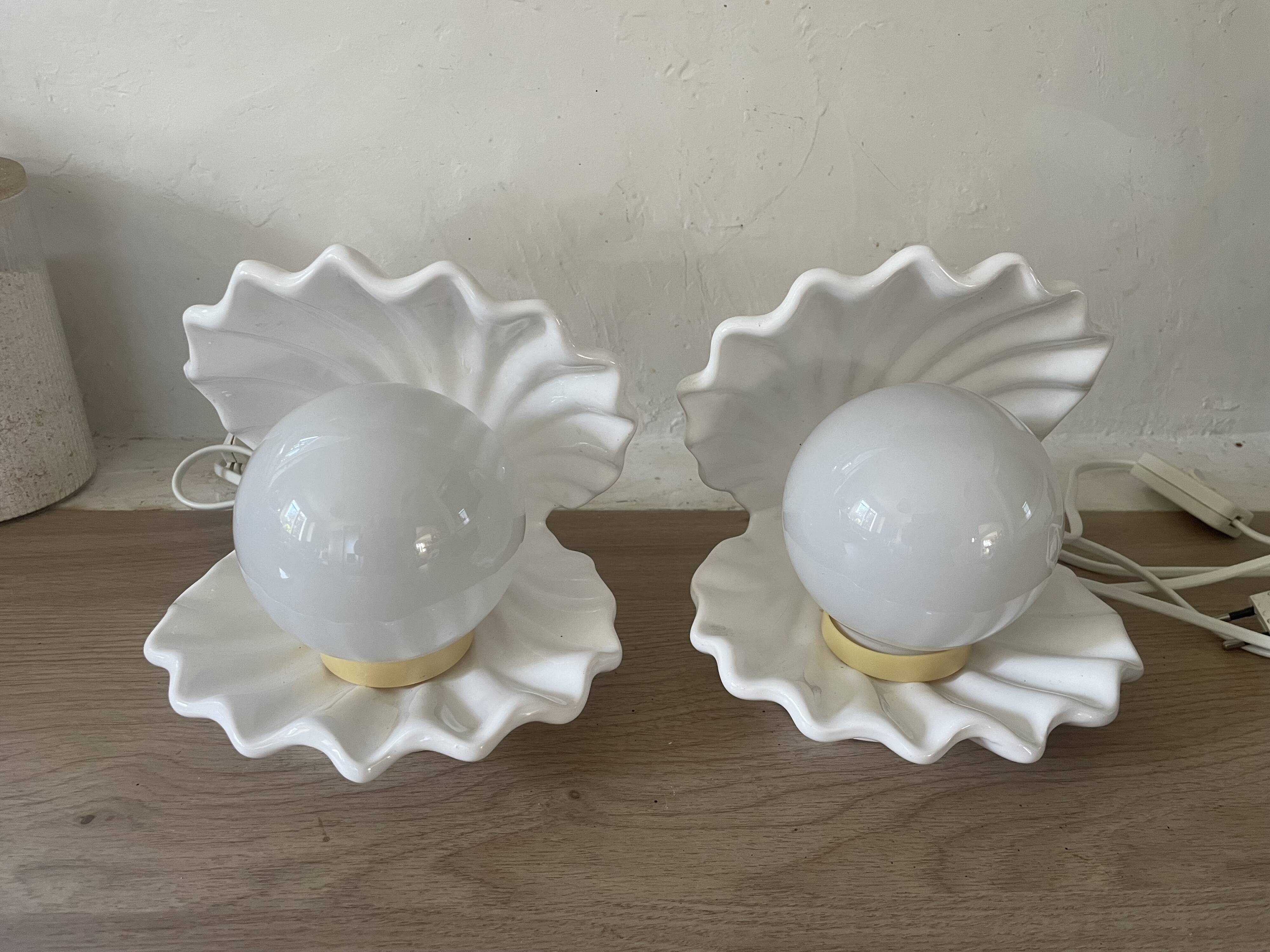 Lampe  coquillage céramique et opaline 70´s