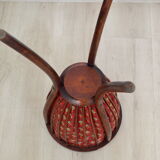 Rattan plant holder worker