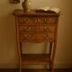 Table d’appoint marquetée de style Louis XV – vers 1900