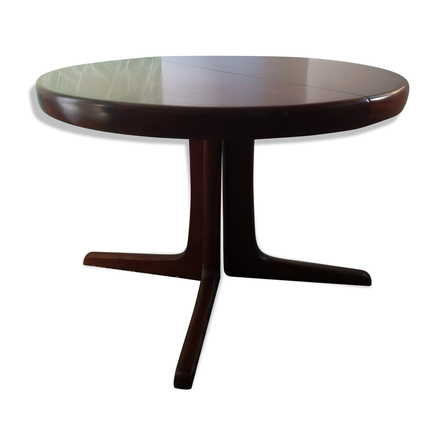 Danish extendable round table on central support
