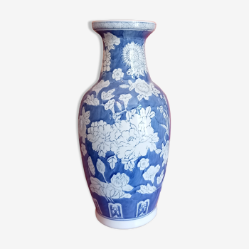 Japanese style vase
