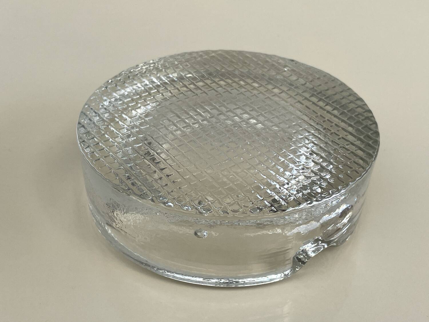 Vintage ashtray in brutalist glass/nordic design