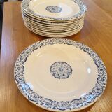 11 plates in opaque porcelain from Gien known as Terre de Fer