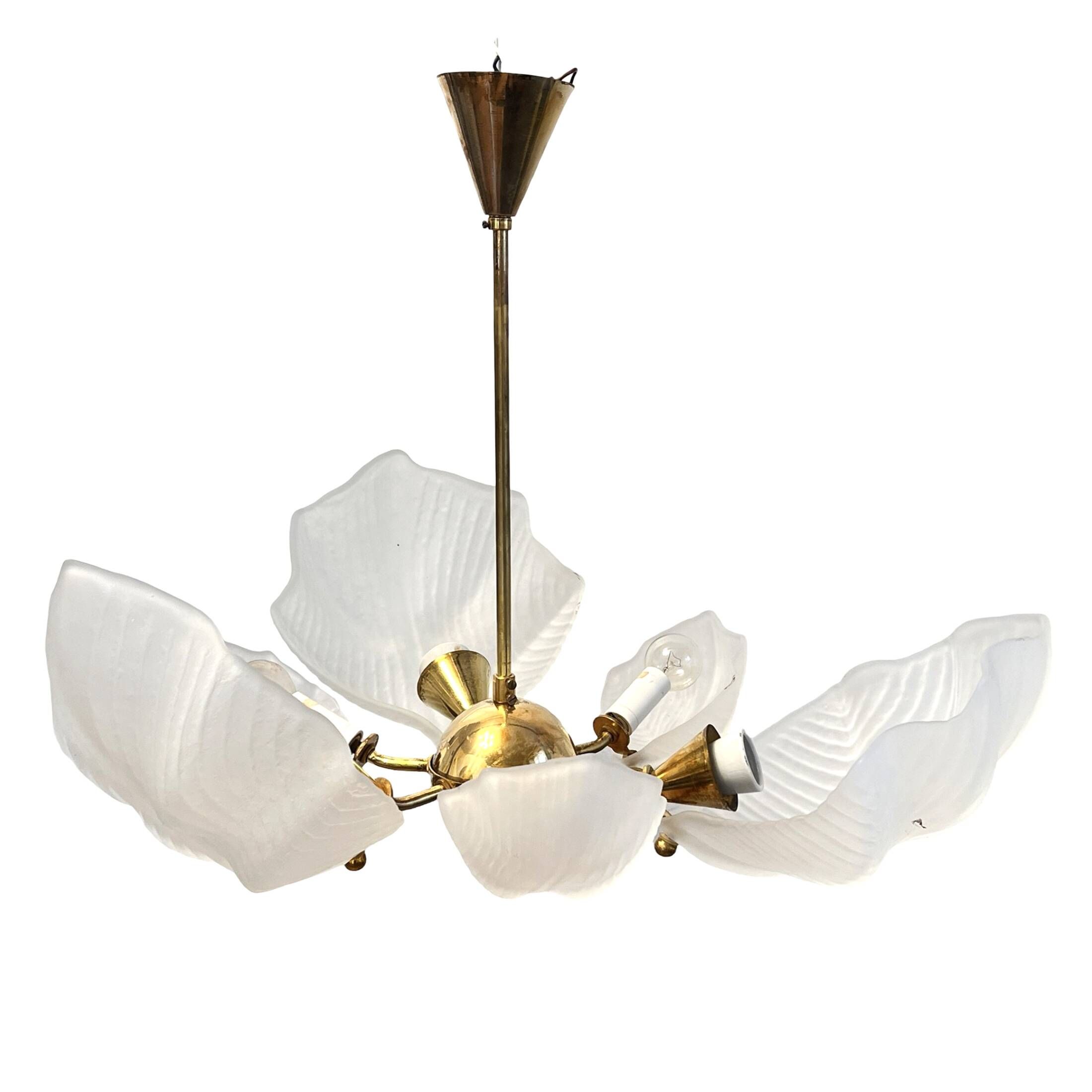 Beautiful chandelier, leaf type, Železny Brod Sklo ZBS, Czechoslovakia, 1970s.