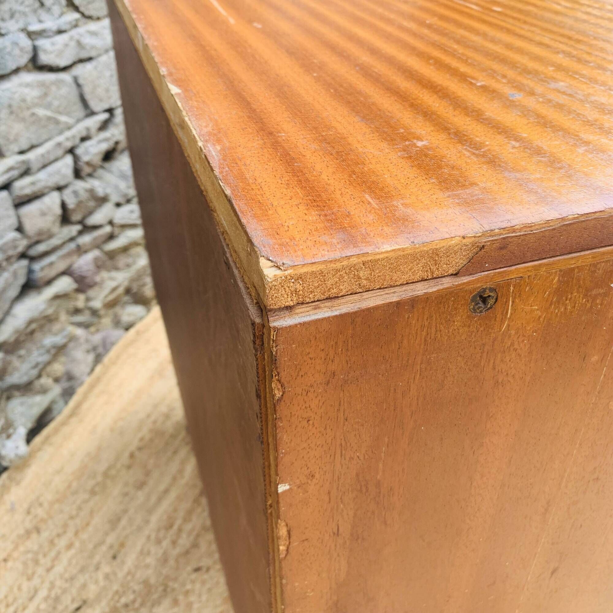 Vintage chest of drawers with leather handles – 1950s/60s