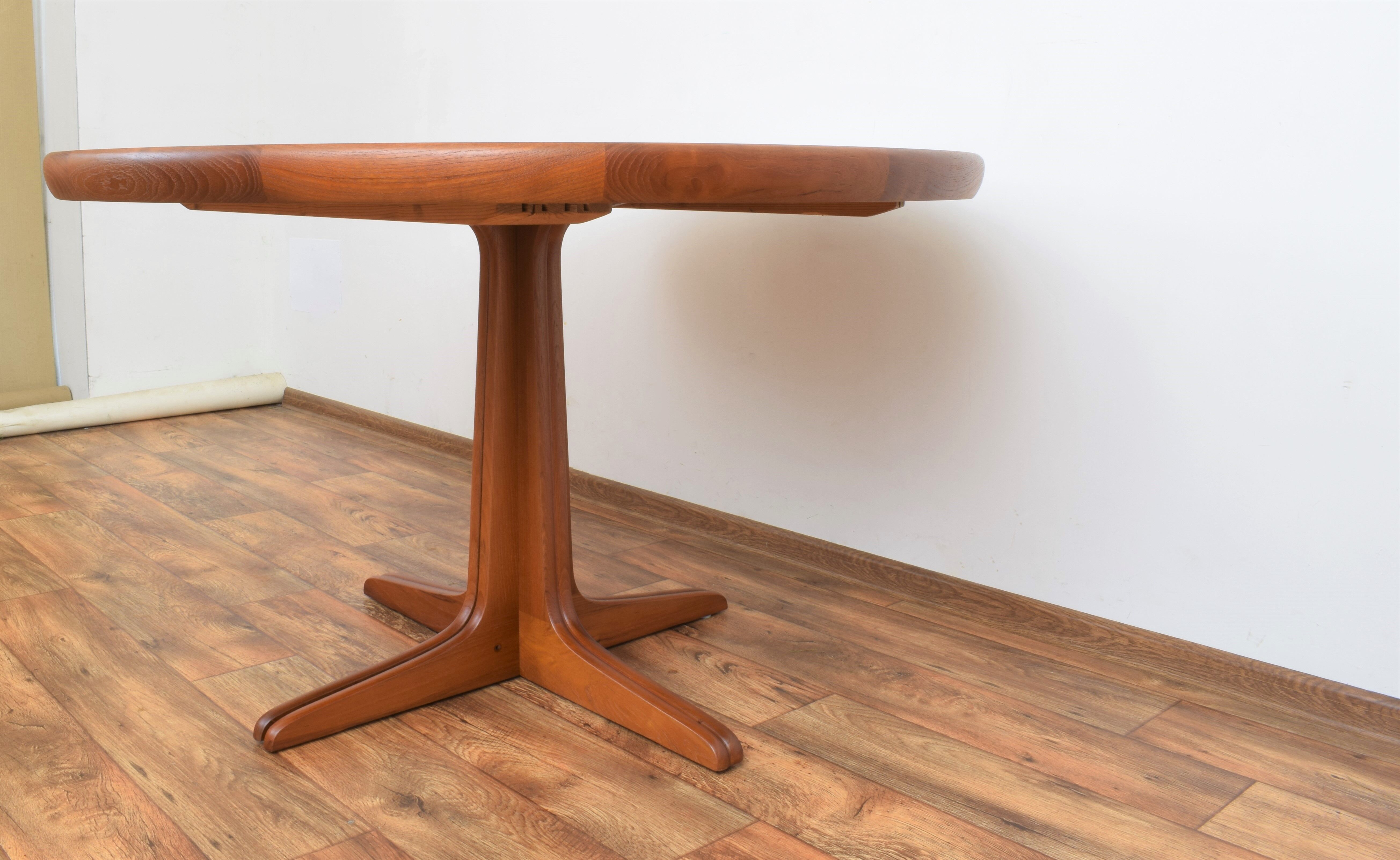 Teak extendable dining table from VV Møbler Spøttrup, 1960