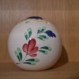 Round vase with flowers Le Croisic