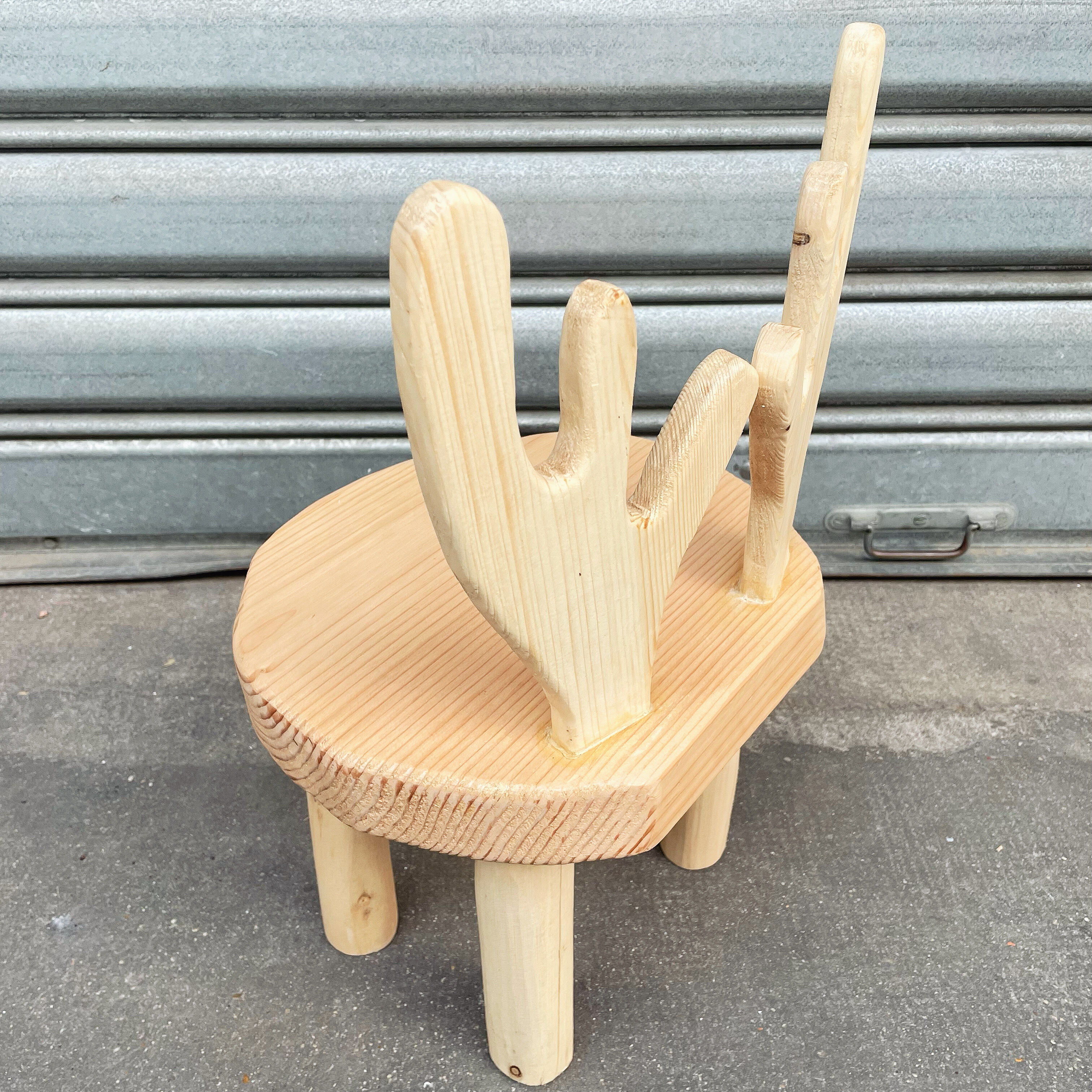 Children's chair in deer wood - Reindeer stool