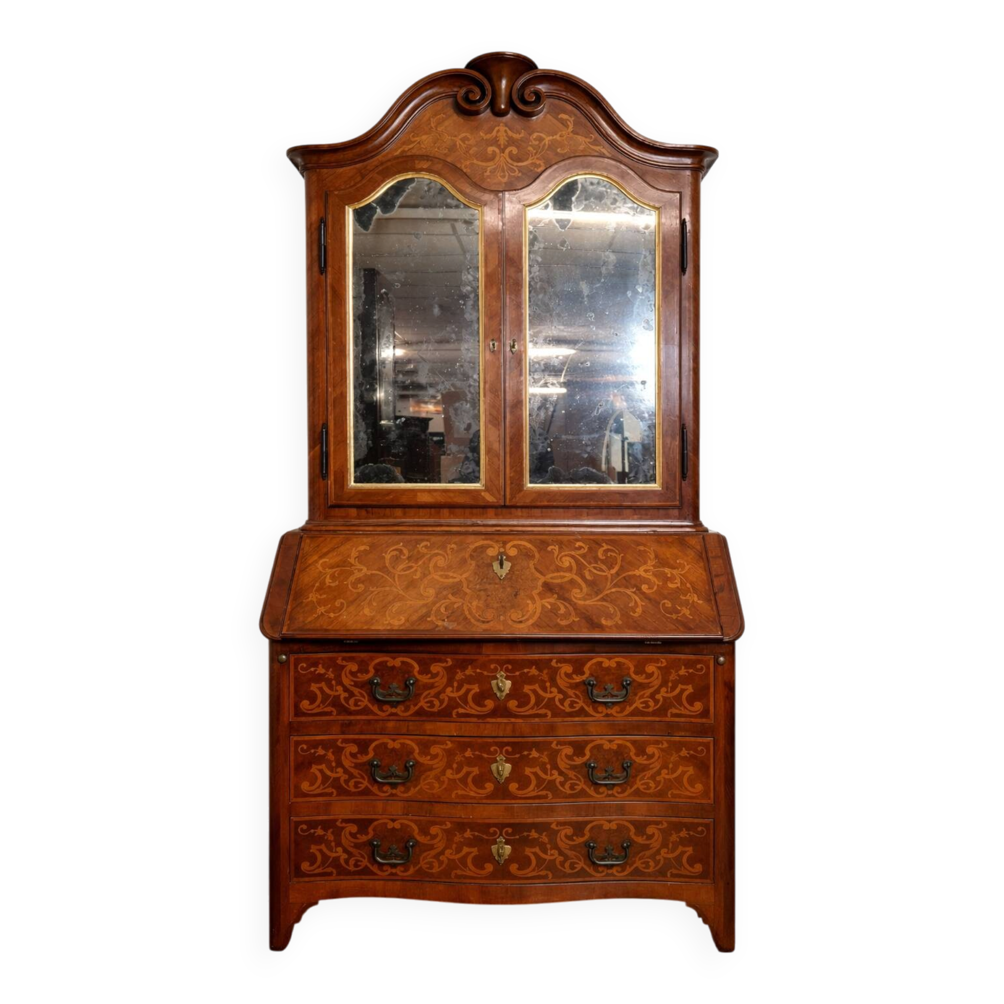 Venetian scriban secretary in Louis XV style, inlaid with walnut.
