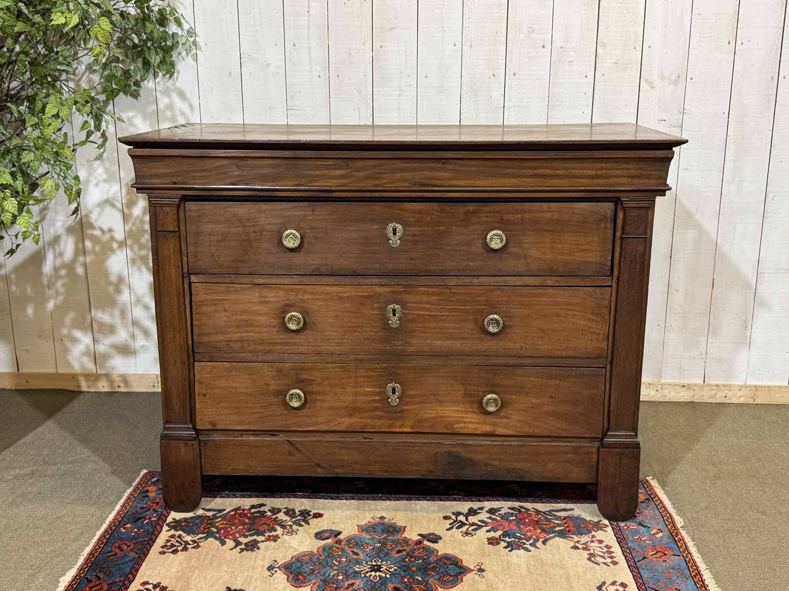 Commode Restauration 19ème en châtaigner