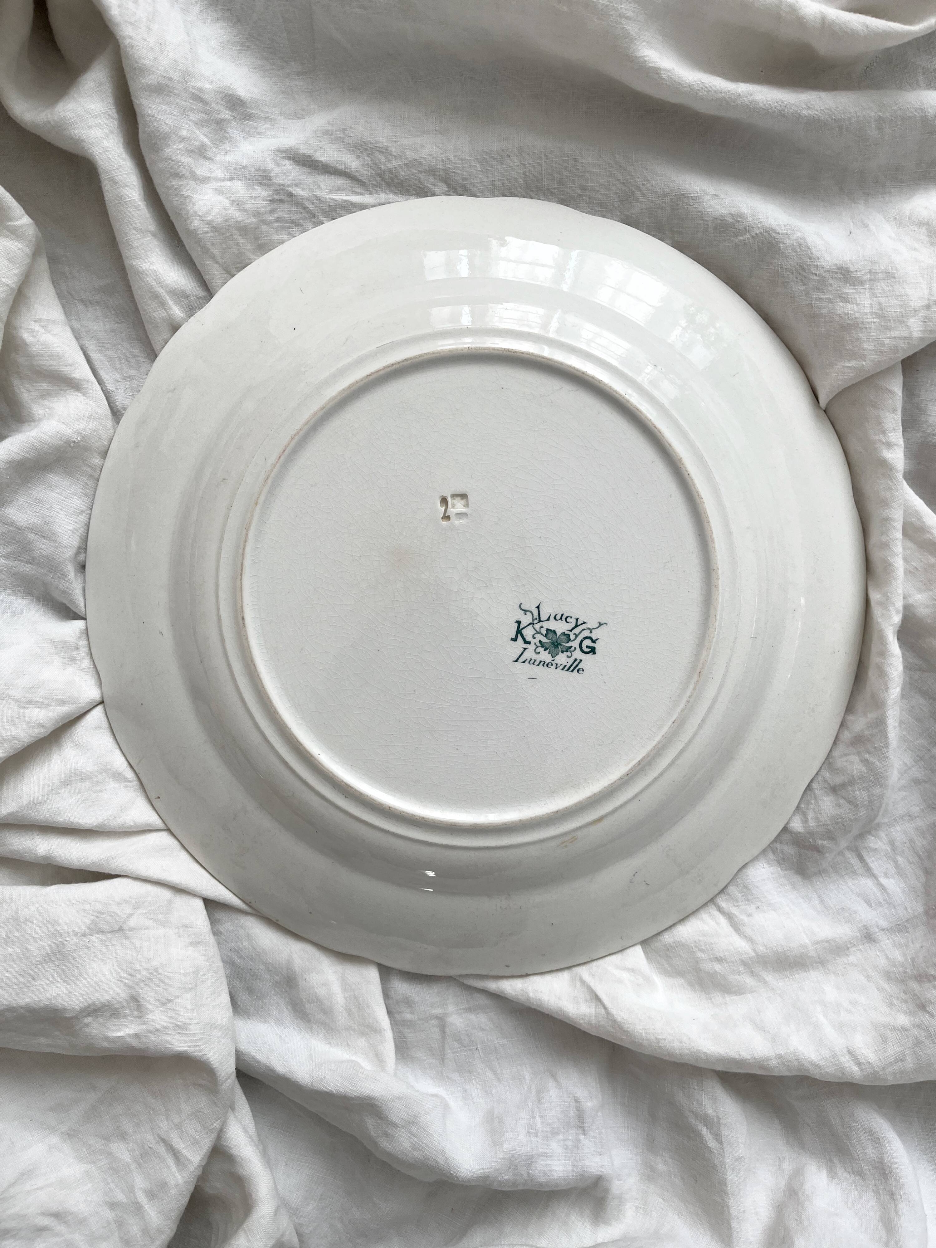 Round ironstone dish "Lucy" KG Lunéville circa 1900