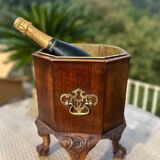 Magnificent mahogany planter
