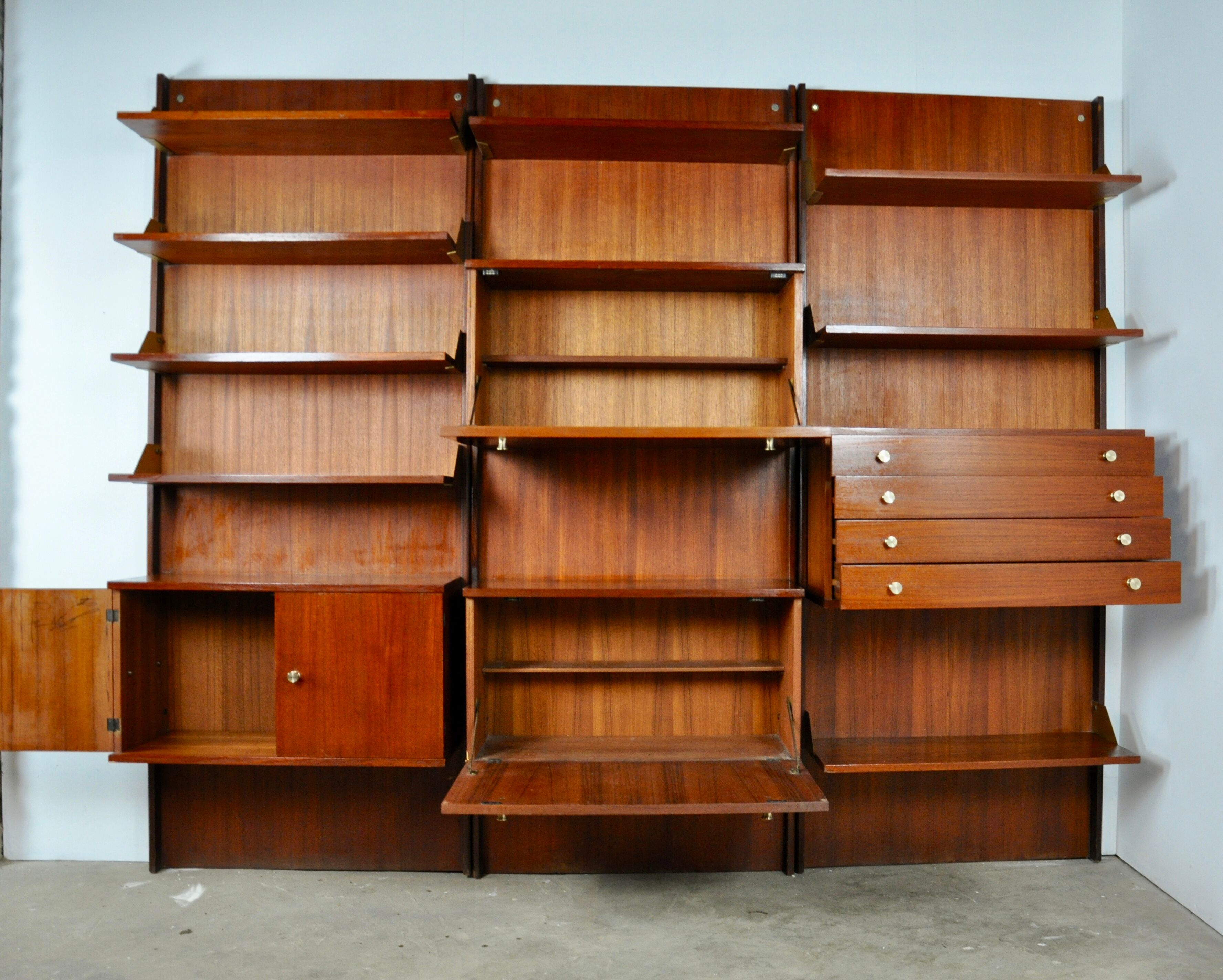 Library Italian 1960 s