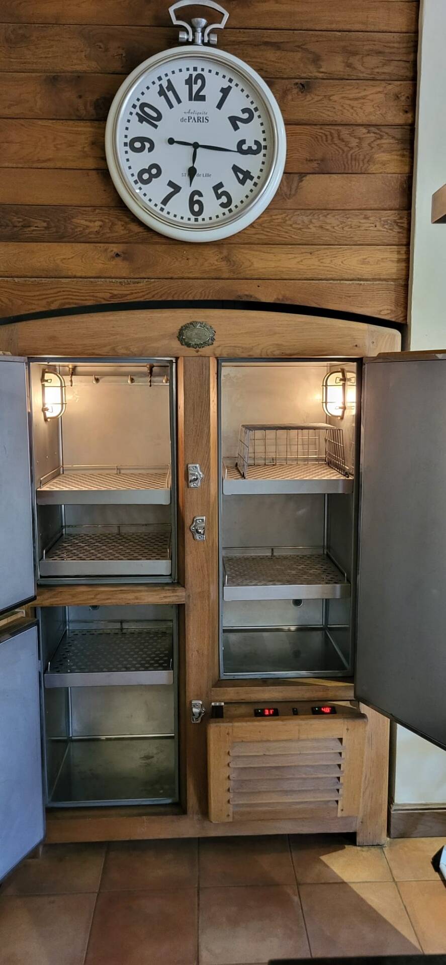 Solid oak refrigerator cabinet gelkit