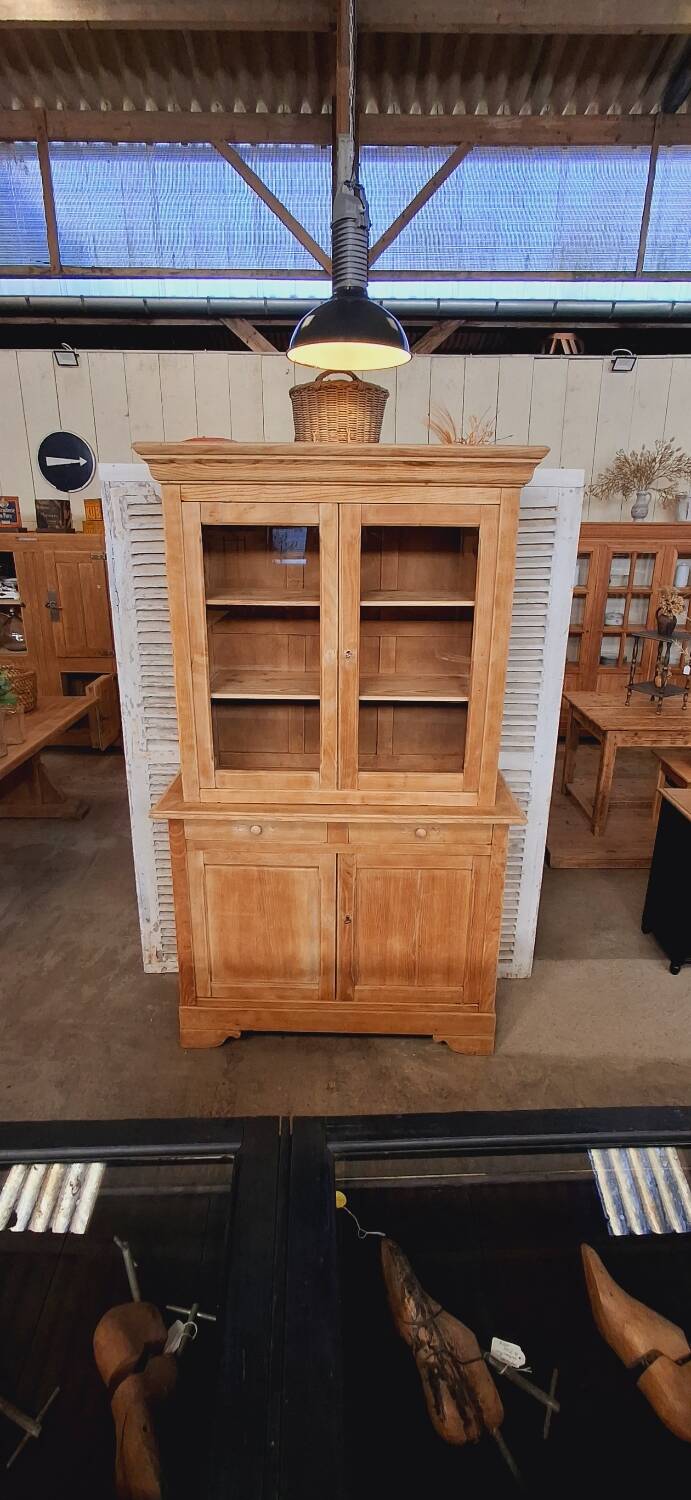 Two-piece glass-fronted buffet