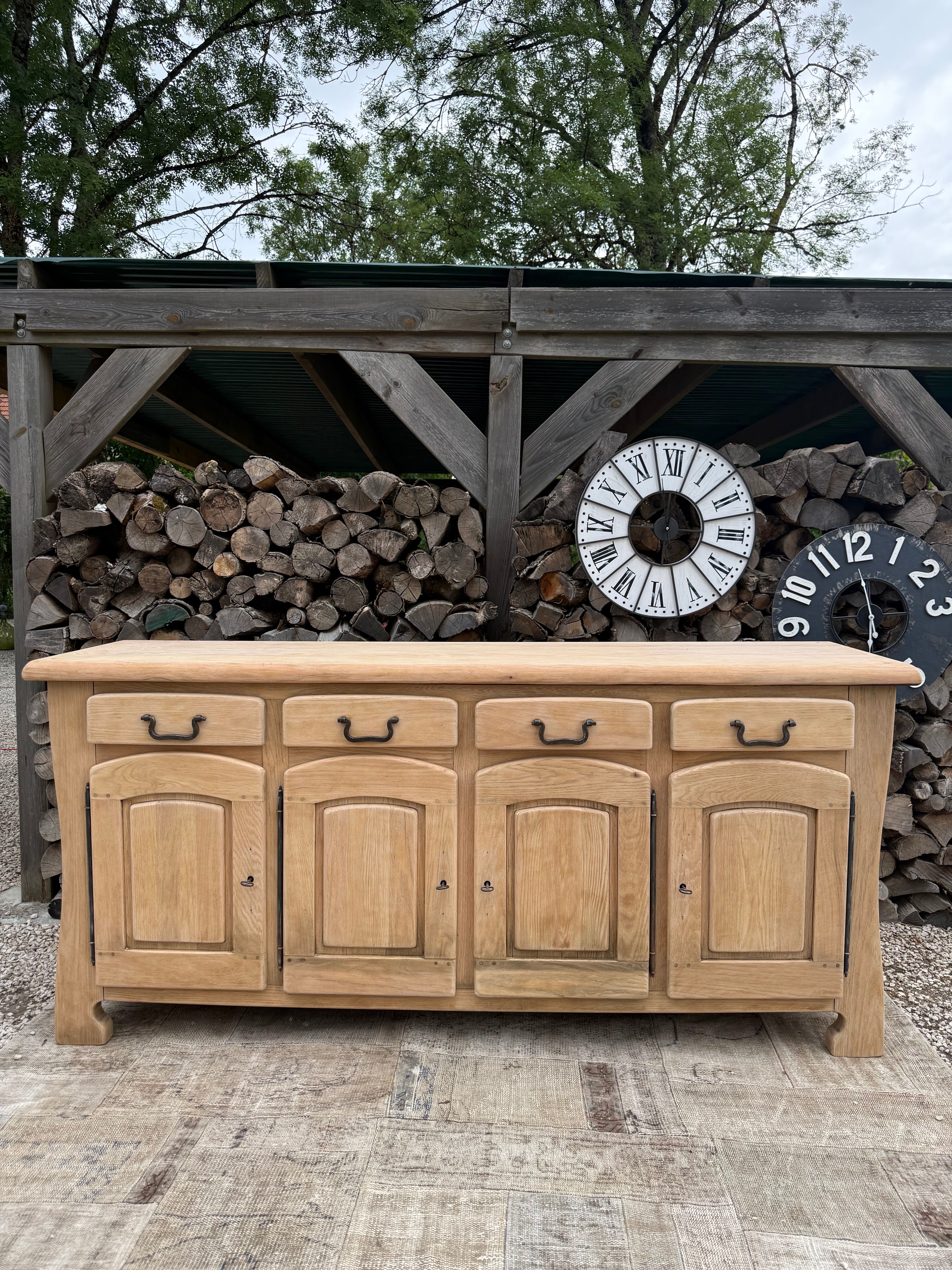 Renovated old enfilade