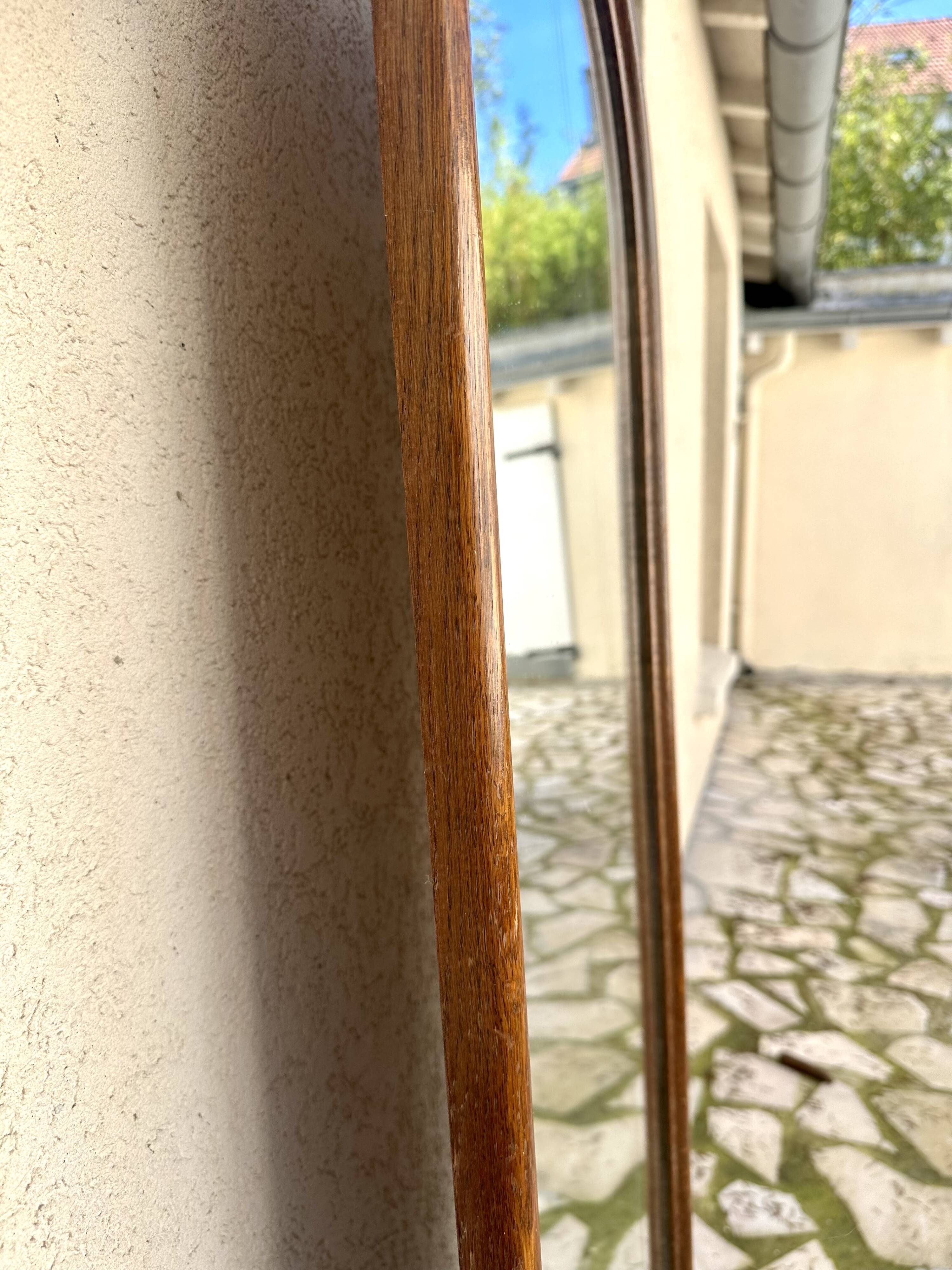 Round wooden mirror