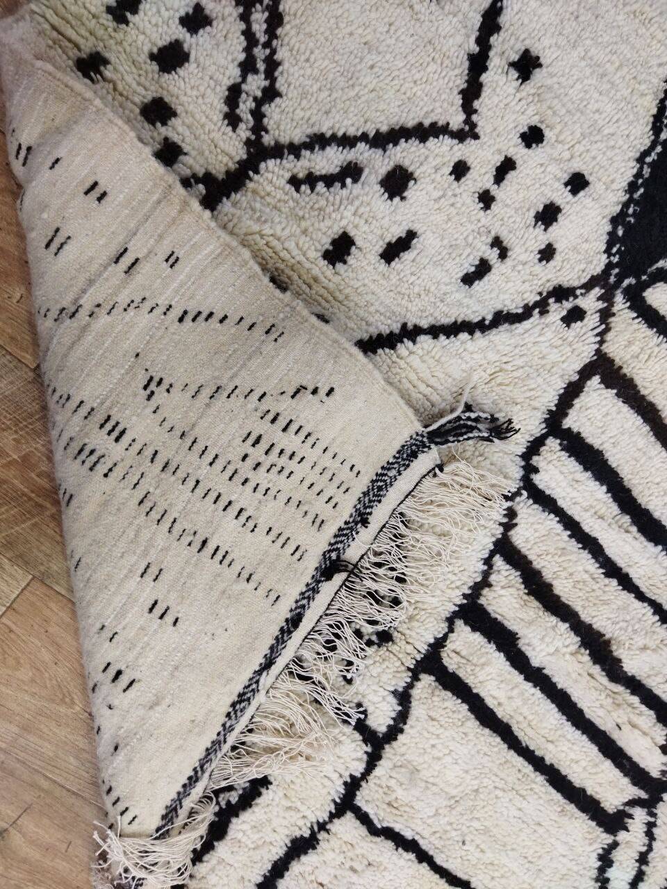 Handmade wool Berber rug 245x142 cm